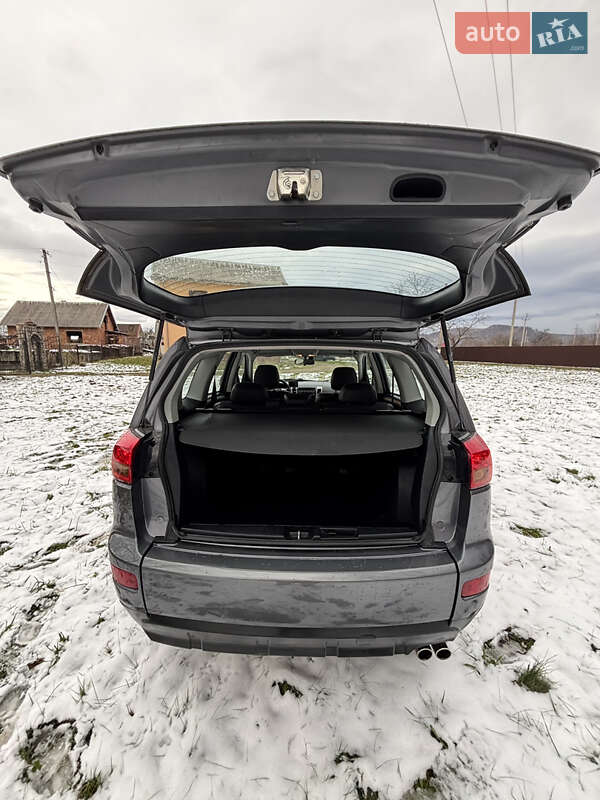 Позашляховик / Кросовер Peugeot 4007 2010 в Надвірній