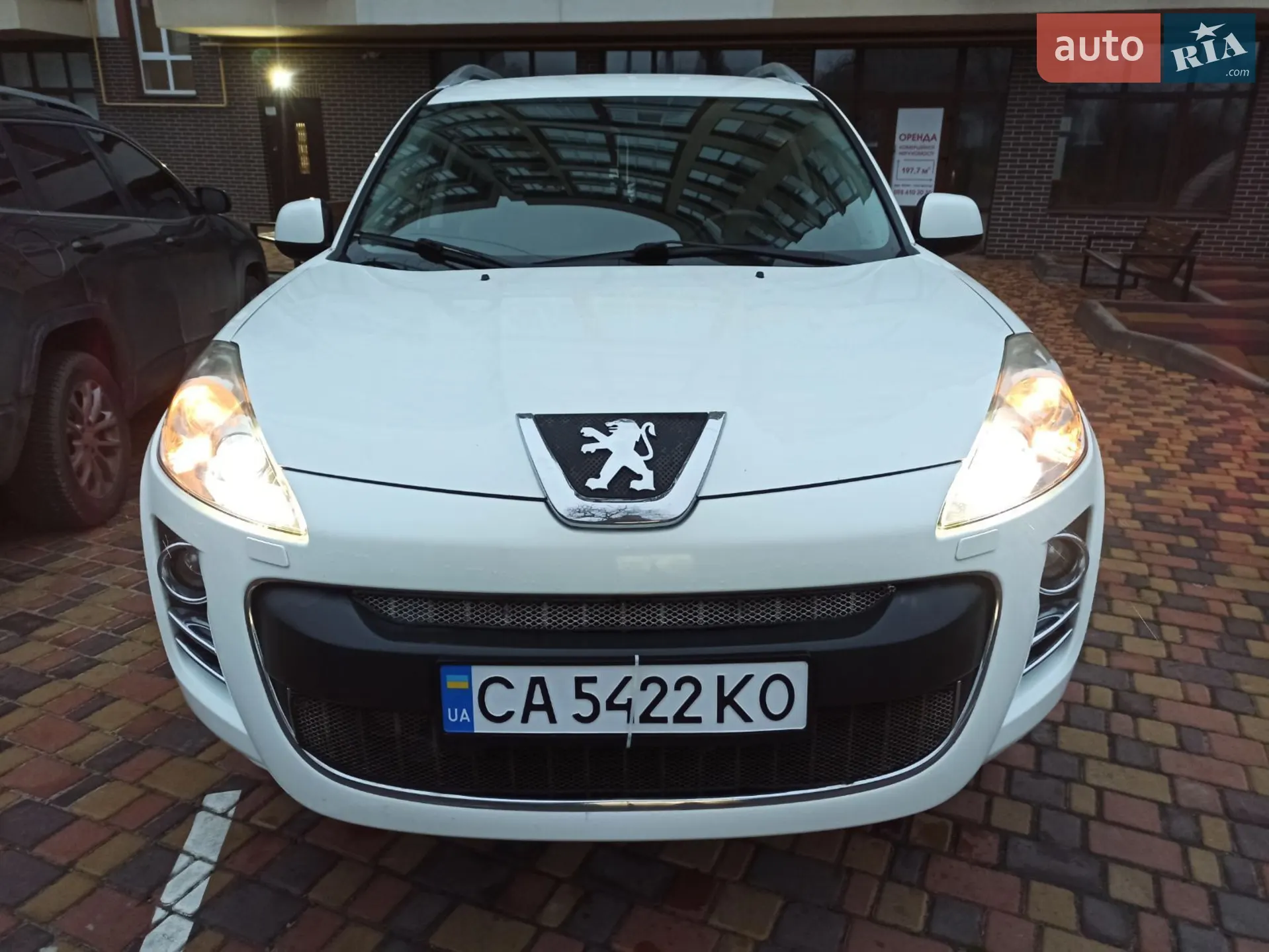 Peugeot 4007 2011 VIN VF3VV4HK8BZ801411 фото оголошення 2 з 21
