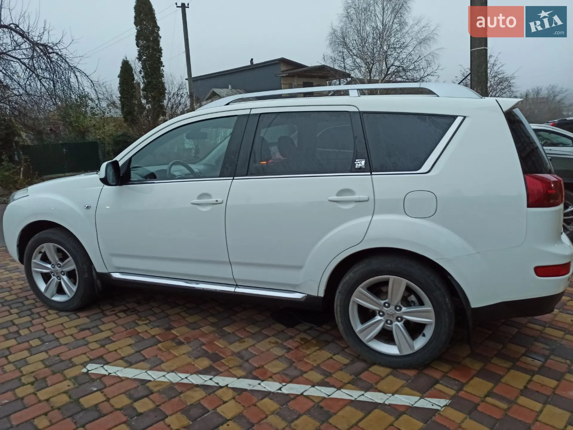 Peugeot 4007 2011 VIN VF3VV4HK8BZ801411 фото оголошення 4 з 21