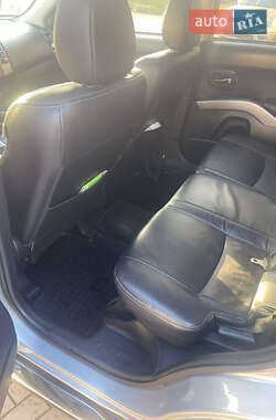 Позашляховик / Кросовер Peugeot 4007 2011 в Луцьку