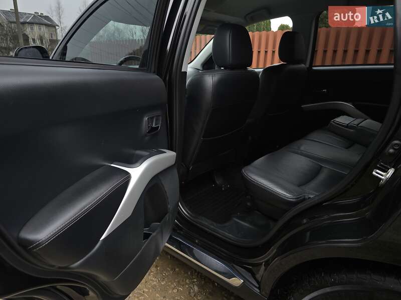 Позашляховик / Кросовер Peugeot 4007 2009 в Калуші