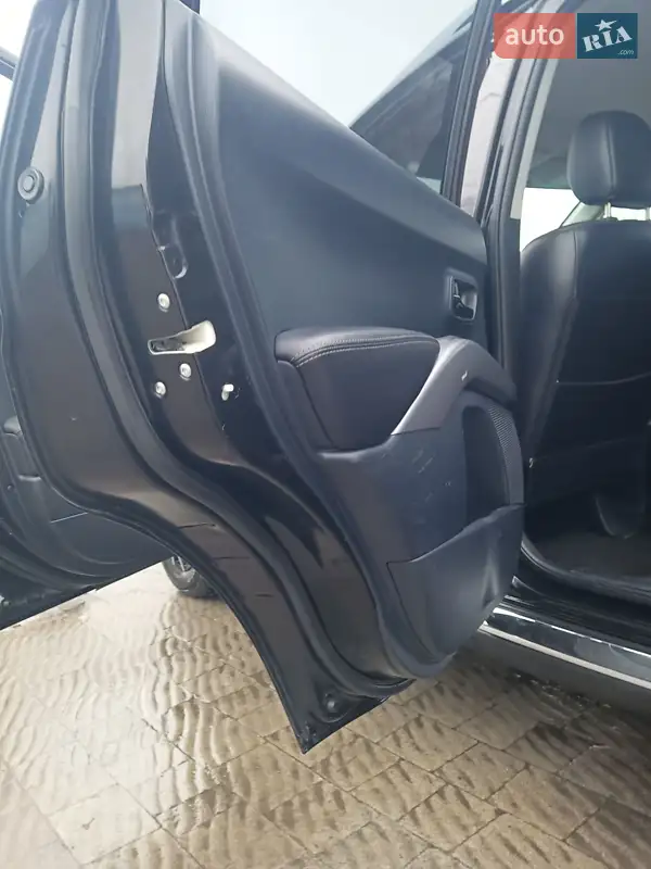 Peugeot 4007 2010 VIN VF3VV4HNHAZ808308 фото оголошення 6 з 53