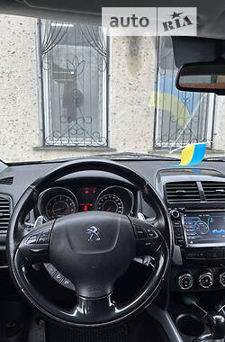 Внедорожник / Кроссовер Peugeot 4008 2012 в Одессе