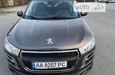 Внедорожник / Кроссовер Peugeot 4008 2012 в Киеве