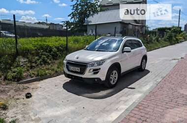 Позашляховик / Кросовер Peugeot 4008 2012 в 
