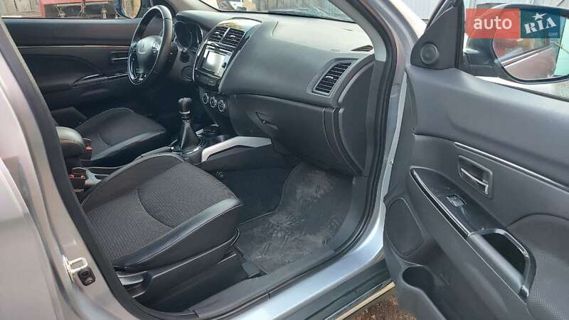 Позашляховик / Кросовер Peugeot 4008 2014 в Черкасах