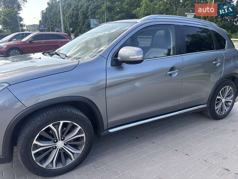 Внедорожник / Кроссовер Peugeot 4008 2012 в Тернополе фото 5 Внедорожник / Кроссовер Peugeot 4008 2012 в Тернополе