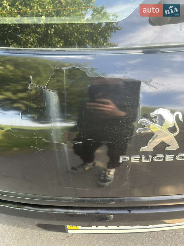 Позашляховик / Кросовер Peugeot 4008 2012 в Рівному