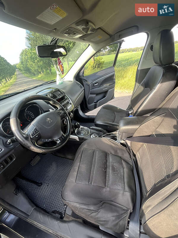 Позашляховик / Кросовер Peugeot 4008 2012 в Рівному