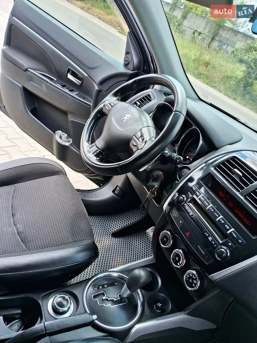2012 Peugeot 4008 - мініатюра 10
