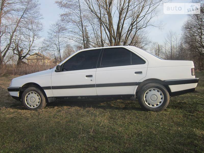 Седан Peugeot 405 1988 в Ивано-Франковске