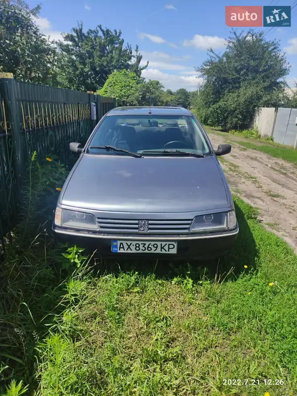 Peugeot 405