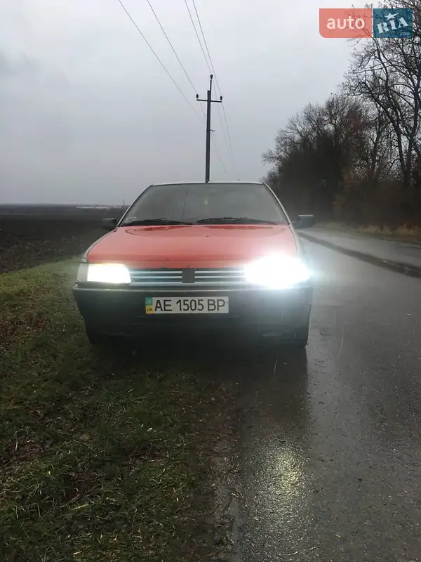 Peugeot 405