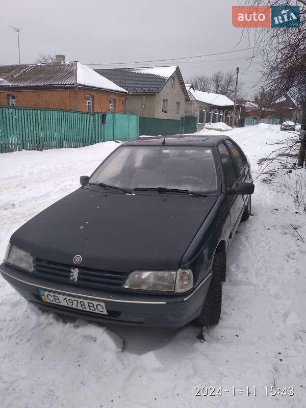 Седан Peugeot 405 1988 в Гайсине