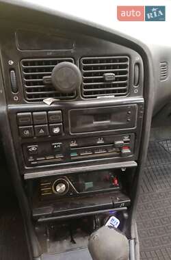 Седан Peugeot 405 1995 в 