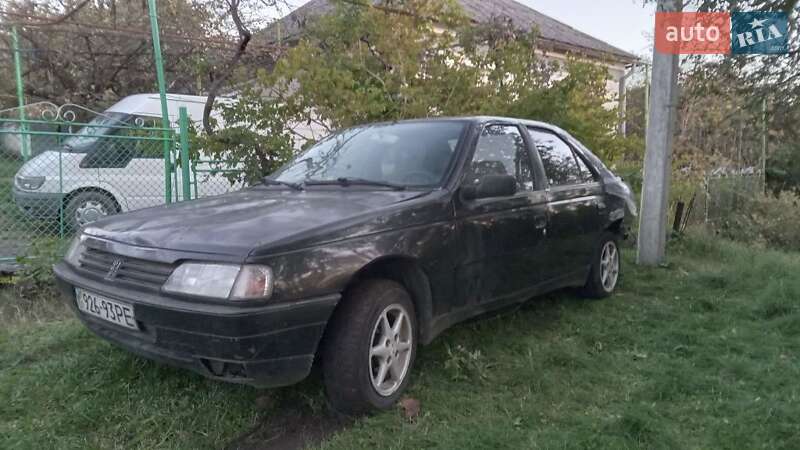 Седан Peugeot 405 1990 в Ужгороде