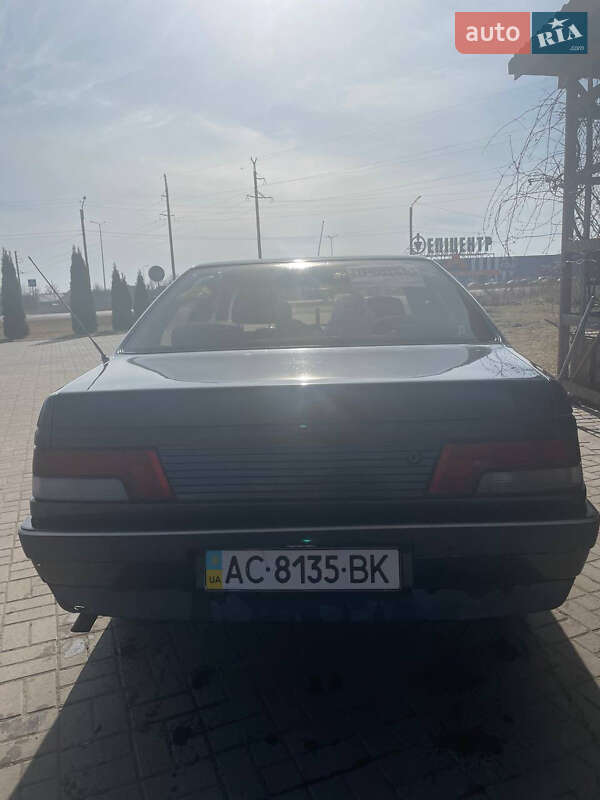 Седан Peugeot 405 1988 в Нововолынске