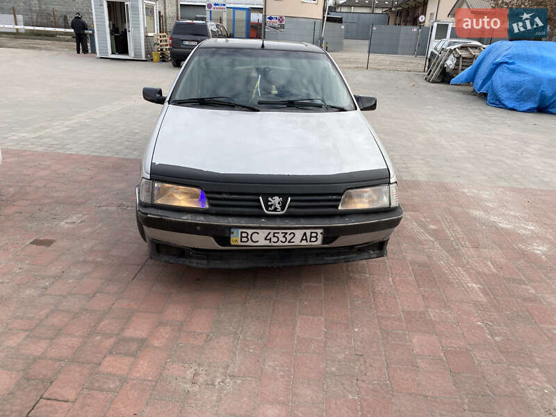 Седан Peugeot 405 1989 в Львове