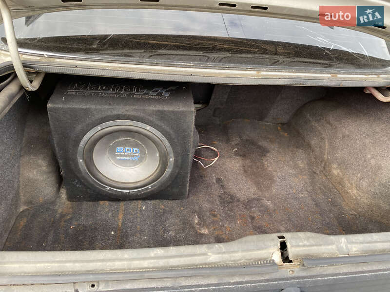 Седан Peugeot 405 1989 в Львове