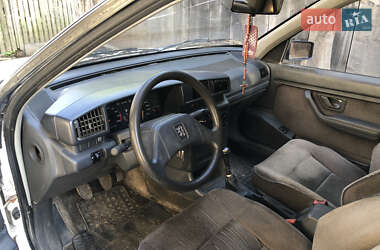 Седан Peugeot 405 1992 в 