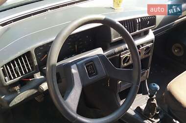 Седан Peugeot 405 1989 в 