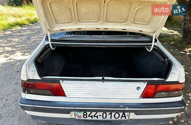 Седан Peugeot 405 1989 в 