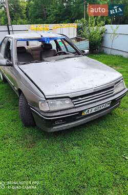 Седан Peugeot 405 1990 в Яготине