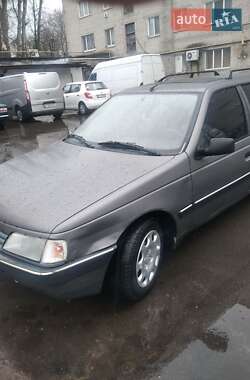 Універсал Peugeot 405 1988 в 