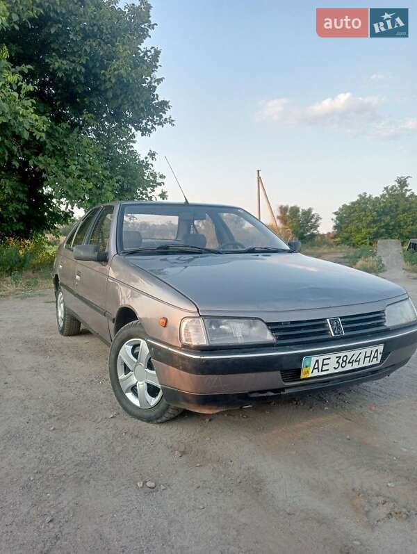 Седан Peugeot 405 1988 в Запорожье