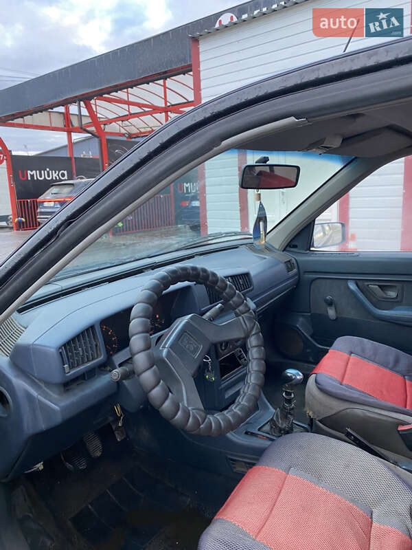 Седан Peugeot 405 1989 в Кривому Розі