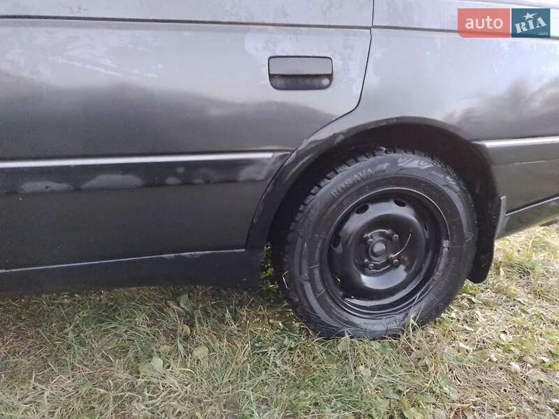 Универсал Peugeot 405 1993 в Макарове