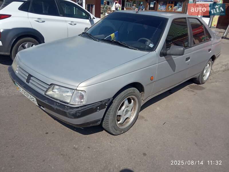 Седан Peugeot 405 1989 в Мостиске