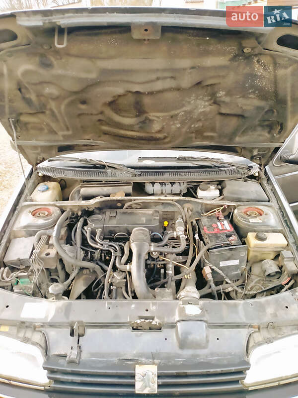 Седан Peugeot 405 1993 в Боярке