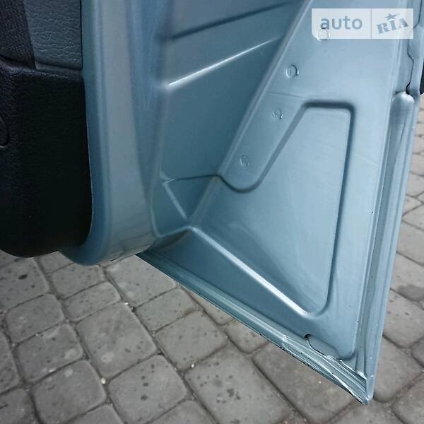 Седан Peugeot 406 2003 в Мелітополі