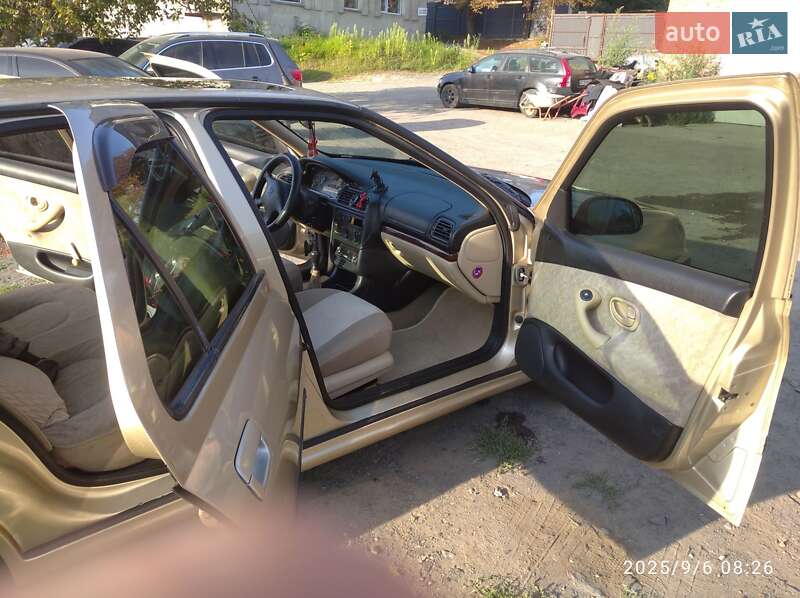 Седан Peugeot 406 1995 в Луцке