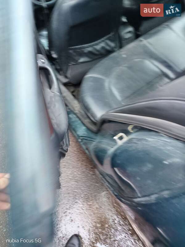 Седан Peugeot 406 1996 в Києві