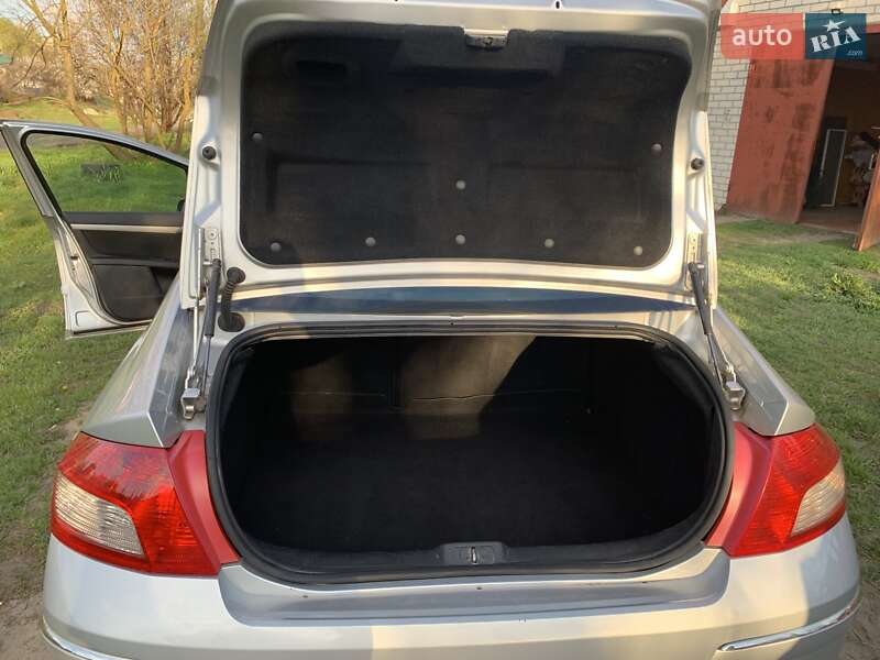 Седан Peugeot 407 2008 в Кременчуці