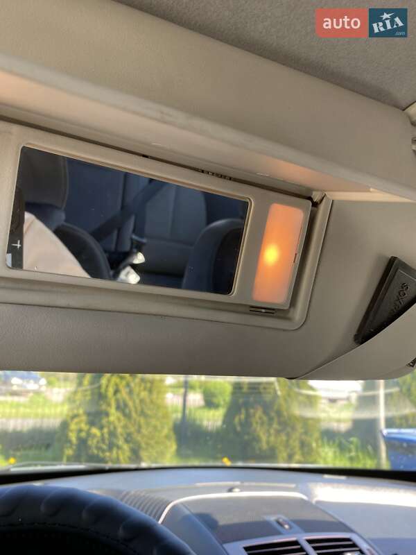 Универсал Peugeot 407 2004 в Вараше