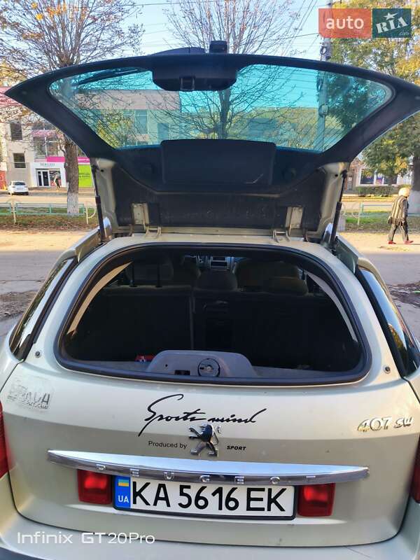 Универсал Peugeot 407 2005 в Коростене