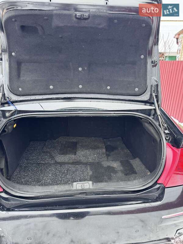 Седан Peugeot 407 2010 в Острозі