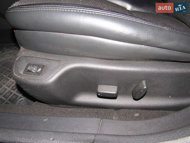 Седан Peugeot 407 2010 в Рівному