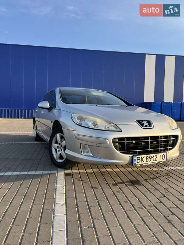 Седан Peugeot 407 2010 в Дубні