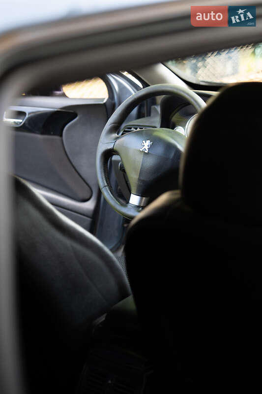 Універсал Peugeot 407 2010 в Івано-Франківську