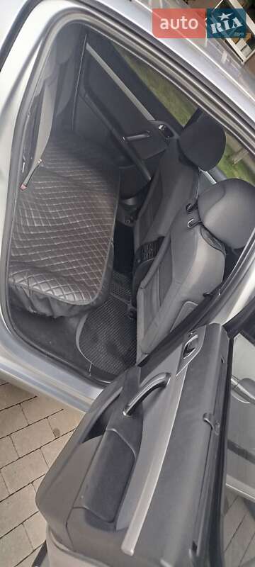 Седан Peugeot 407 2004 в Горишних Плавнях фото 9 Седан Peugeot 407 2004 в Горишних Плавнях