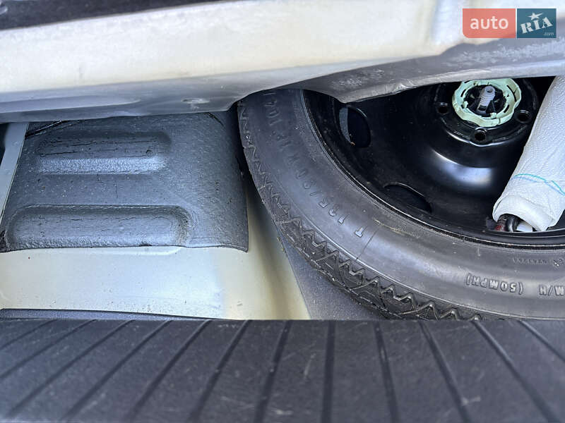 Купе Peugeot 407 2010 в Львові