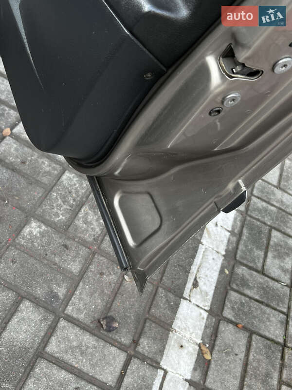 Седан Peugeot 407 2005 в Запорожье