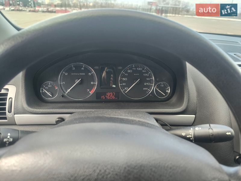 Седан Peugeot 407 2004 в Киеве