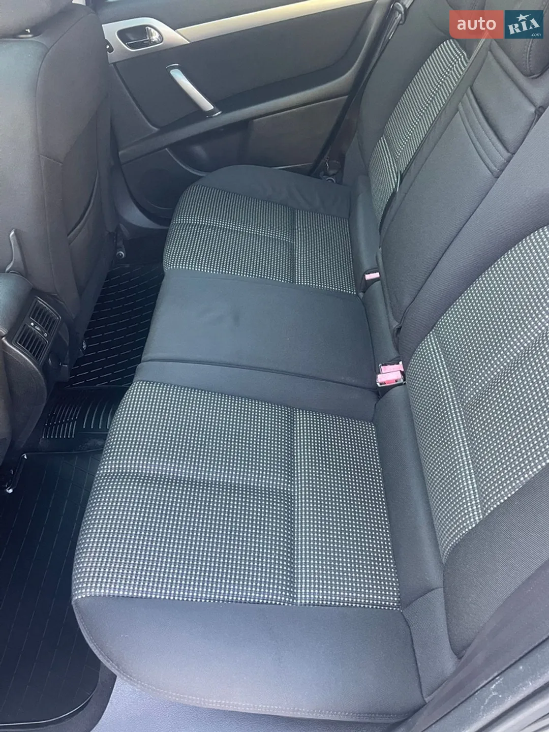 Peugeot 407 2008 VIN VF36E9HZC21751828 фото оголошення 8 з 12