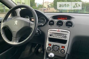 Седан Peugeot 408 2013 в Ровно