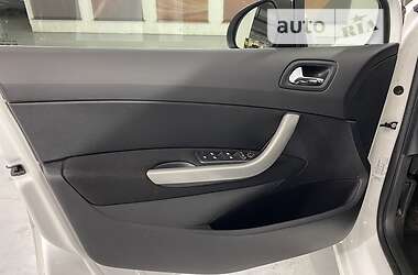 Седан Peugeot 408 2012 в 
